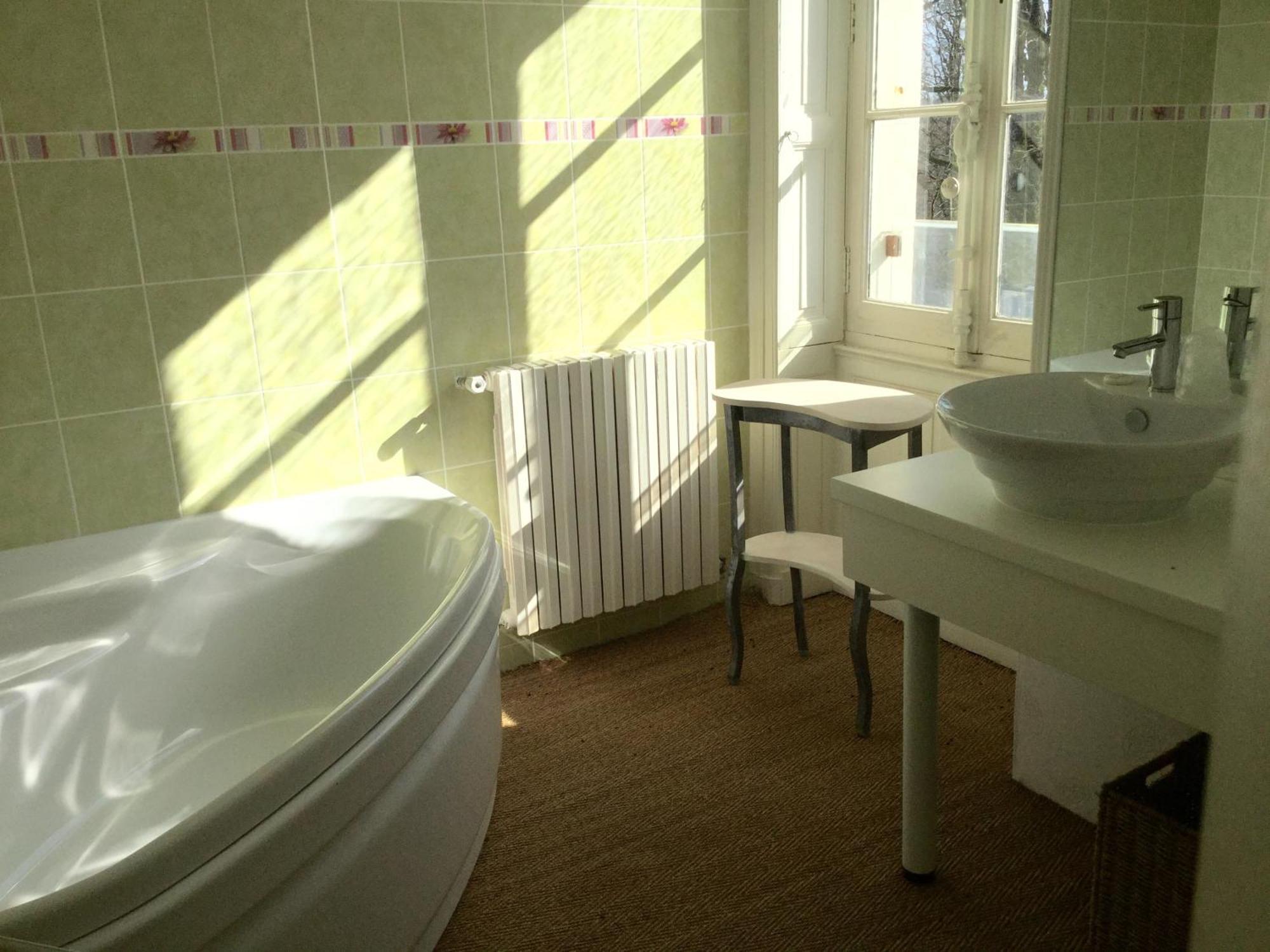 Chateau Des Essards Avec Piscine Et Jacuzzi Ланже Стая снимка