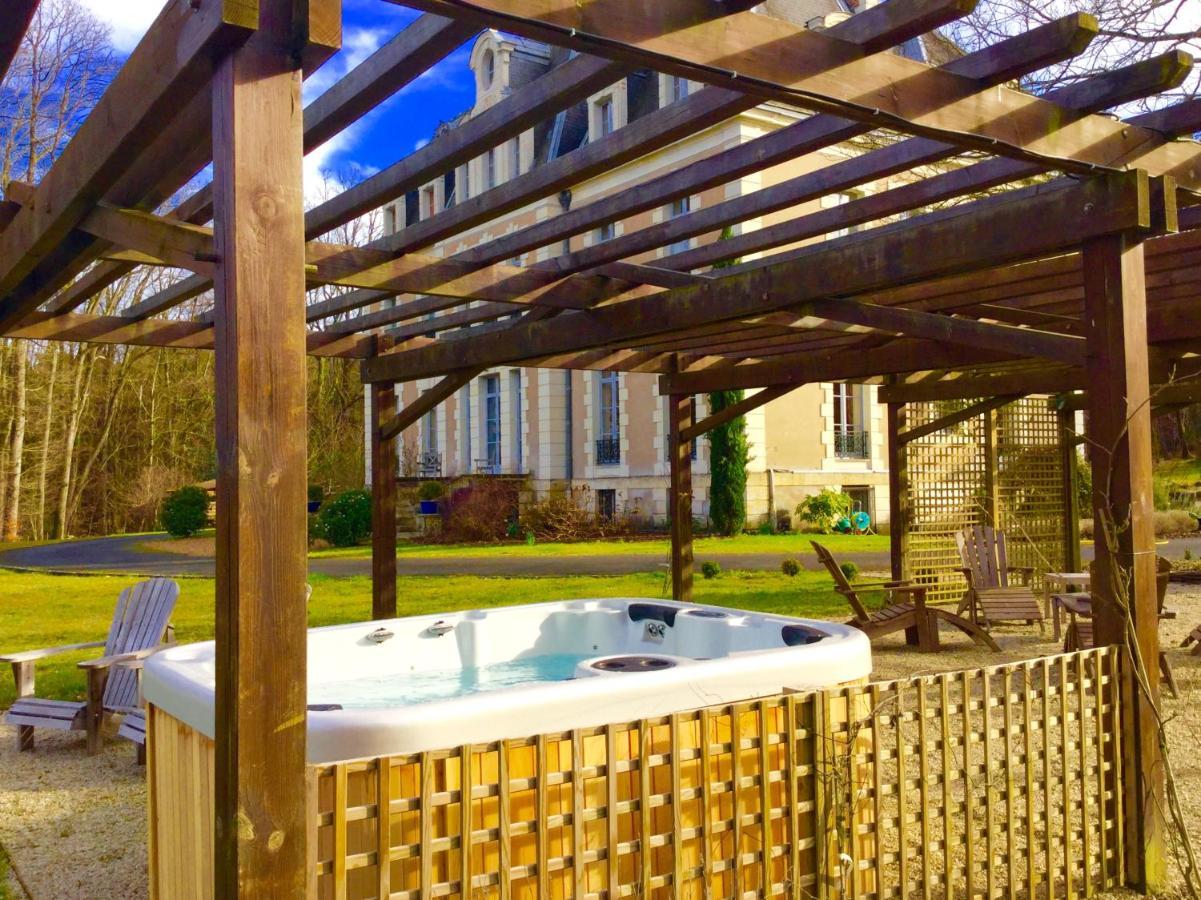 Chateau Des Essards Avec Piscine Et Jacuzzi Ланже Екстериор снимка